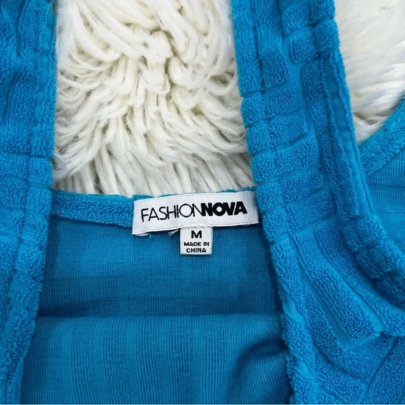 Fashion Nova Teal Textured Beach Set - Picture 2 of 6